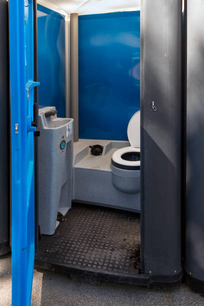 Best Portable restroom trailer rental  in Fayetteville, AR